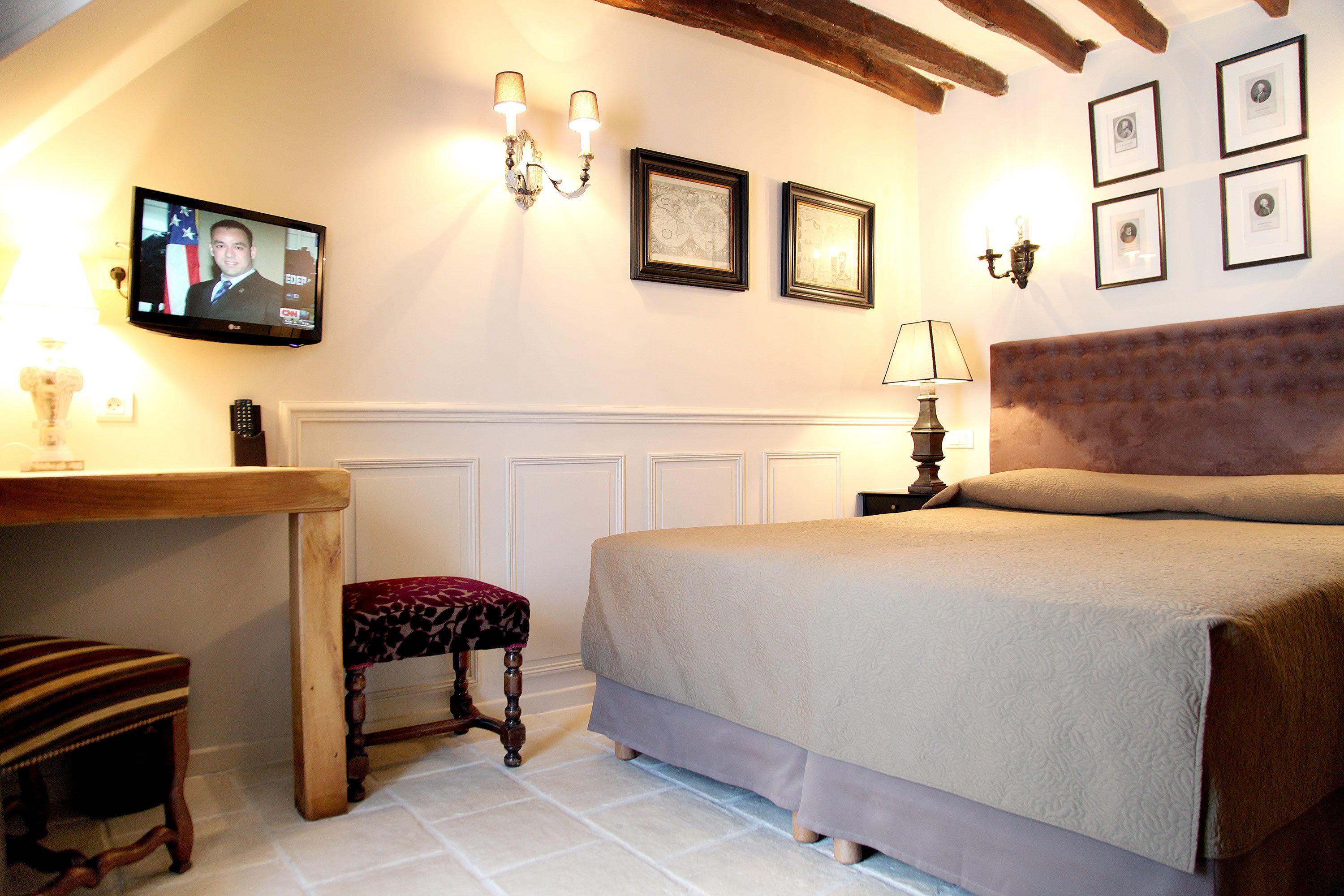 Hotel Saint-louis En L'isle - Notre-dame 3*